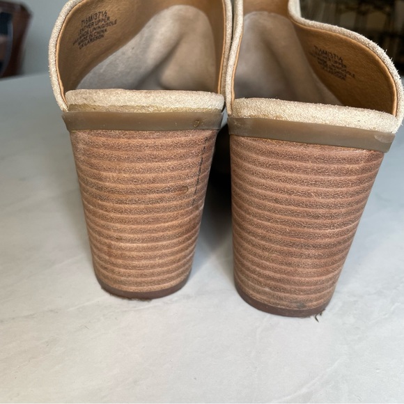 Lucky Brand Tan Mules with Wooden Heel - Picture 3 of 6